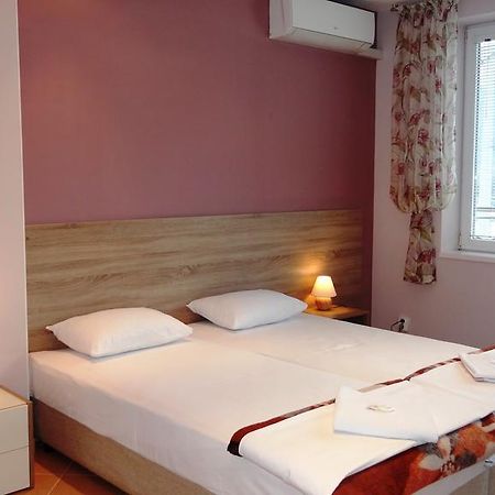 Guest Rooms Kom Σόφια Δωμάτιο φωτογραφία