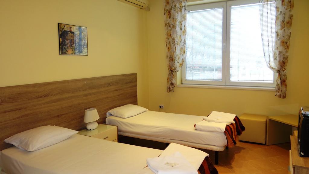 Guest Rooms Kom Σόφια Δωμάτιο φωτογραφία