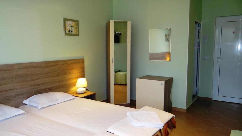 Guest Rooms Kom Σόφια Δωμάτιο φωτογραφία